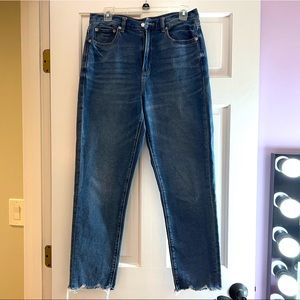 American Eagle High Rise Mom Jeans